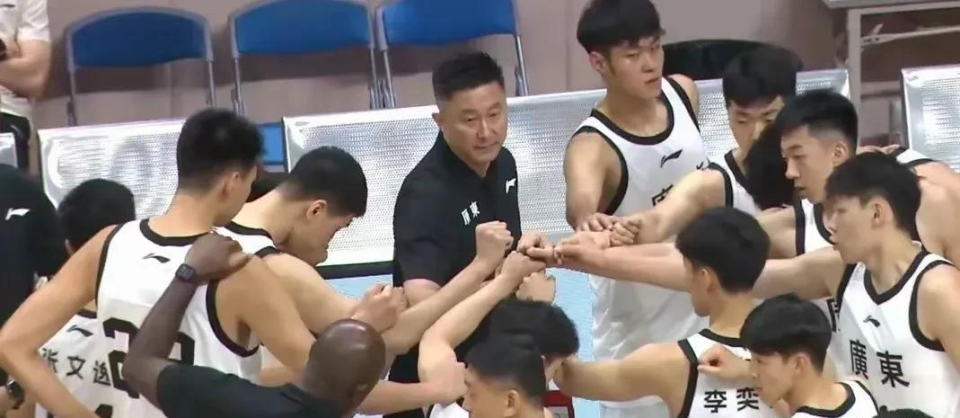 规轮换球员